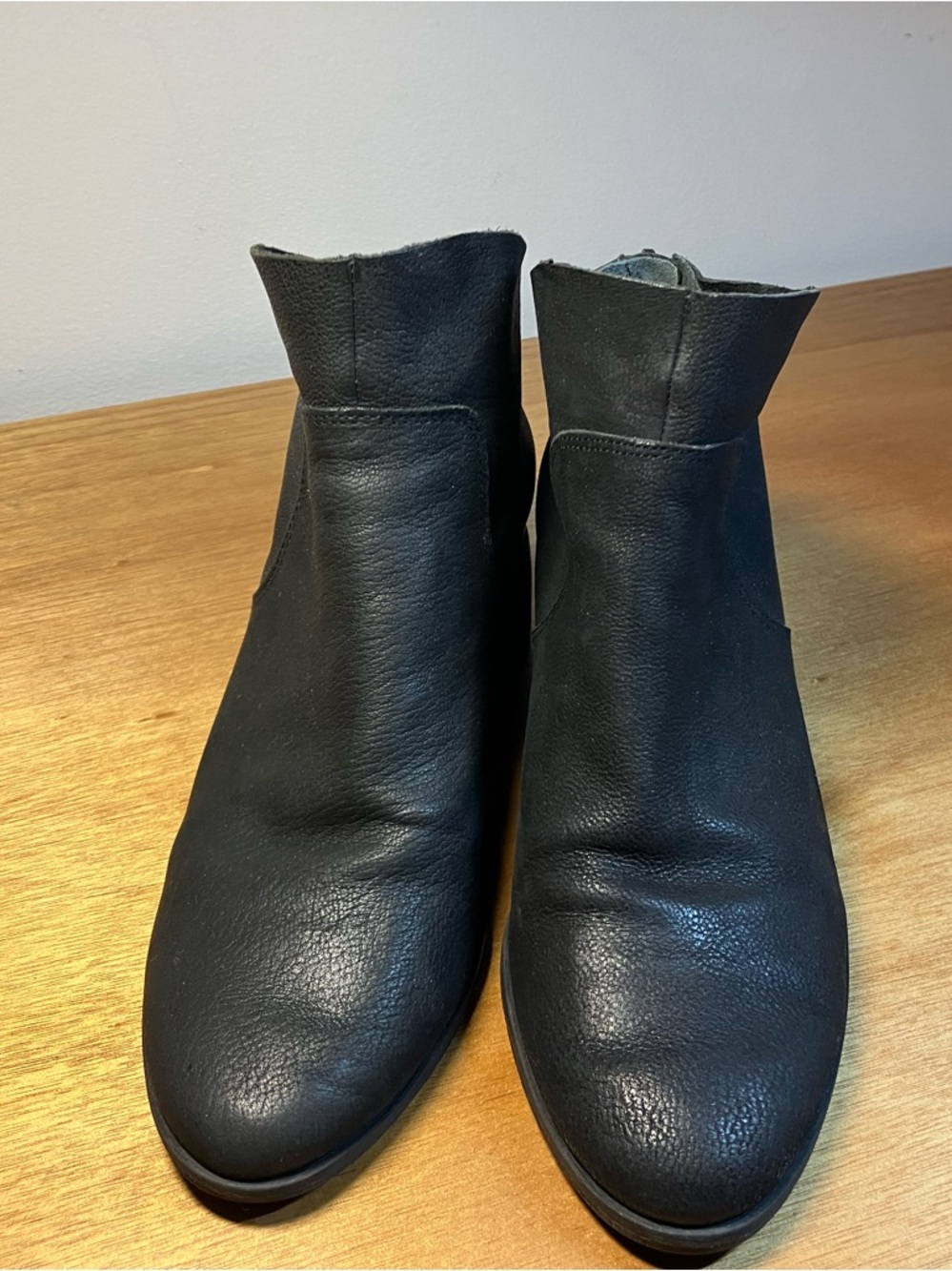 Luckys Black Leather Ankle Boots
